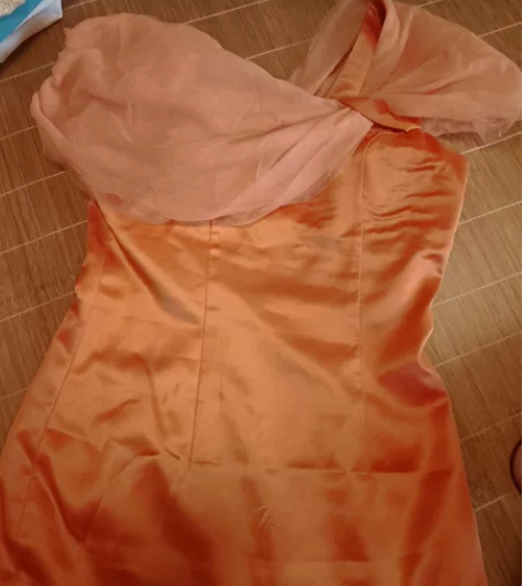 胖了穿不了了，定制的衣服 感兴趣的话点“我...