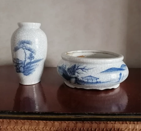 炉、瓶一对：80年代前后外销瓷，哥釉青花手...