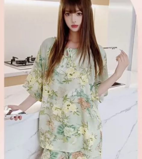 女士国风家居服套装 ·面料手感柔软顺滑,透...