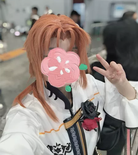 月永雷欧cos假发 做了新的毛所以这顶便宜...