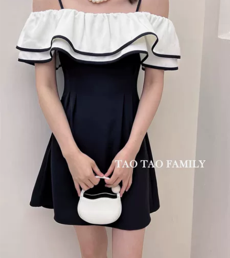 出售2024 新款夏季撞色荷叶边一字领a字...