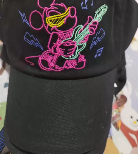 迪士尼正版鸭舌帽，嘻哈米奇限定系列，成人款...