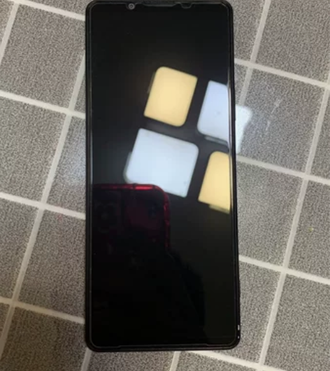 ?索尼Xperia 1 III，内存12存...