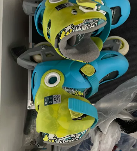 迪卡侬滑冰鞋旱冰鞋26-28便宜出 感兴趣...