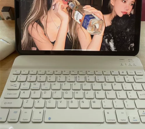 【低价清仓包邮】秒控轻薄可充电静音蓝牙鼠标...