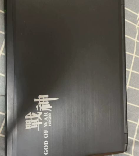 2017年国庆节购买的，就大学用了半个学期...