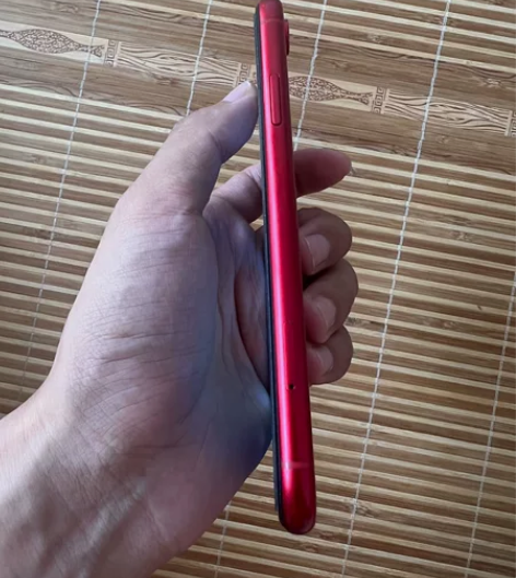 苹果xr，128g，红色，原盒在，购买记录...