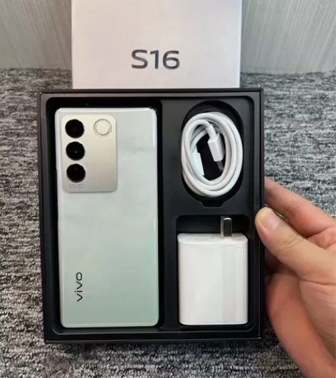 vivo S16  内存12+256G  ...