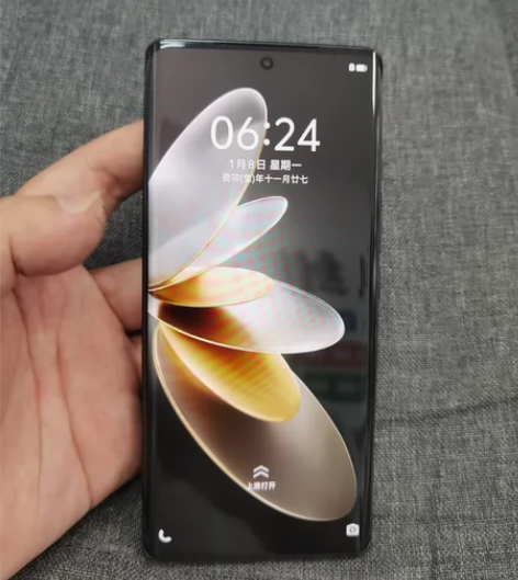 vivo  s16 ?高通骁龙870?12...