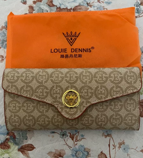 路易丹尼斯～女士钱包 包邮 全新 尺寸：1...