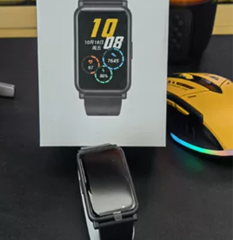 荣耀手表ES-陨石黑 全新专柜正品，屏幕膜...