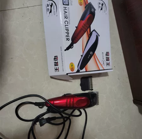 理发电推。只有一档限位器,适合推光头,寸头...