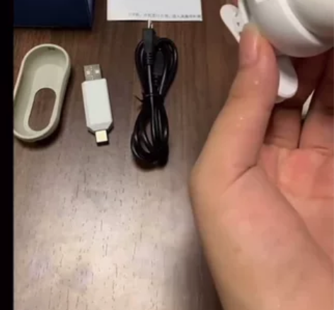 数码店没有开了，剩下一批拇指相机户外运动相...