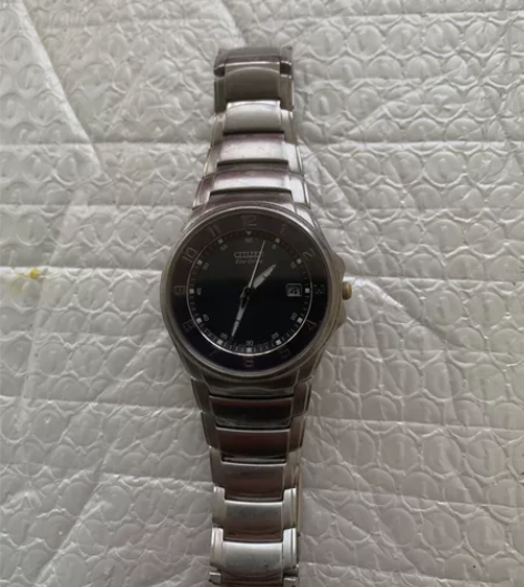 西铁城光动能男表。成色见图。功能正常。 感...