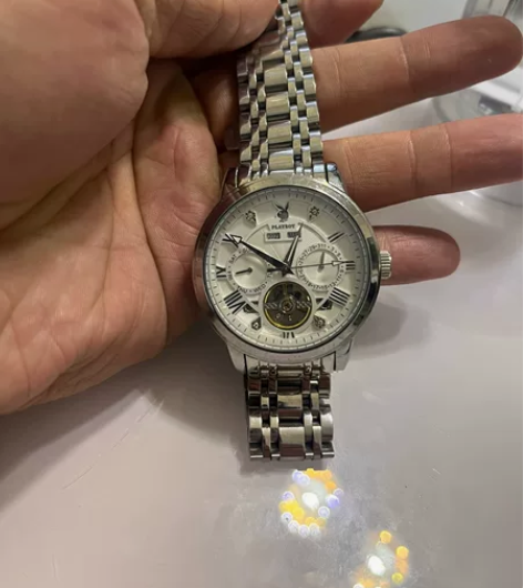 花花公子手表 前女友送的已经分开了 用不到...