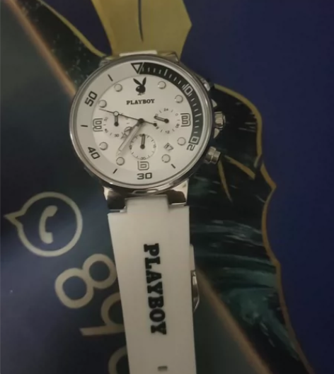 花花公子手表 感兴趣的话点“我想要”和我私...