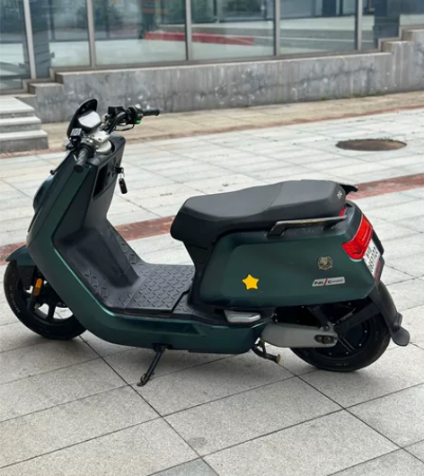 小牛n1 行驶2000来公里 什么都有 能...