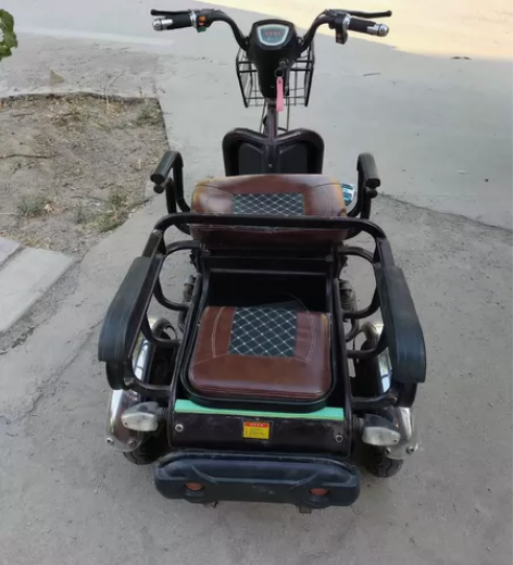 电动车，电动小三轮，特别稳，后面可坐人，也...