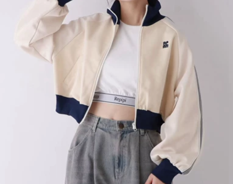 H241秋知之日贵复古撞色拼接短款棒球服外...