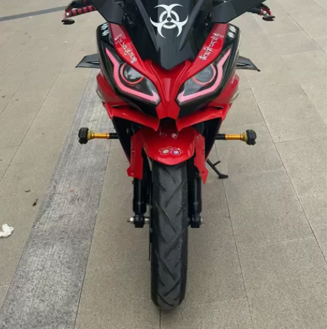 国产小忍者单缸电喷250cc 行驶一万多公...