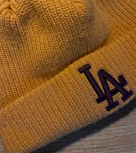 MLB毛线帽 九九新 保正!!! 感兴趣的...