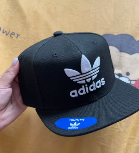 儿童adidas帽 全新 头围可调节 感兴...