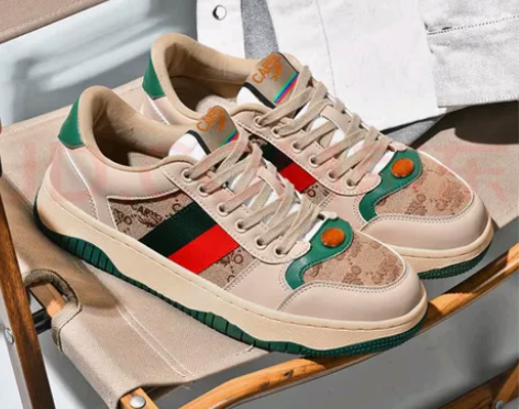 卡帝乐鳄鱼男鞋春秋季平底板鞋百搭运动休闲鞋...