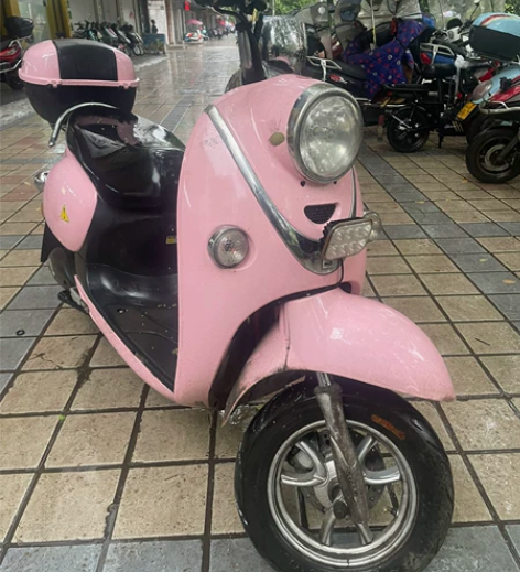 合法二手台铃电动车9成新 5个大电池只有8...