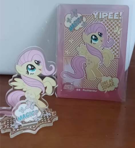 小马宝莉立牌柔柔 半包?几乎全新卡游￥12