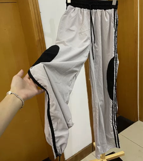深灰美式拼接三条杠宽松运动工装裤 全新 速...