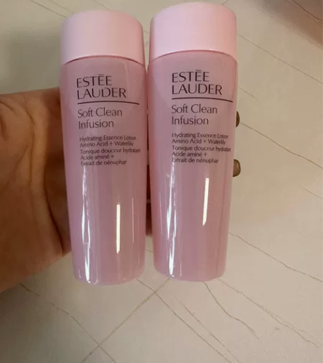 雅诗兰黛保湿大粉水50ml，全新 购于天猫...