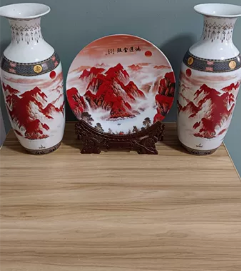 景德镇陶瓷鸿运当头三件套 赏盘直径26cm...