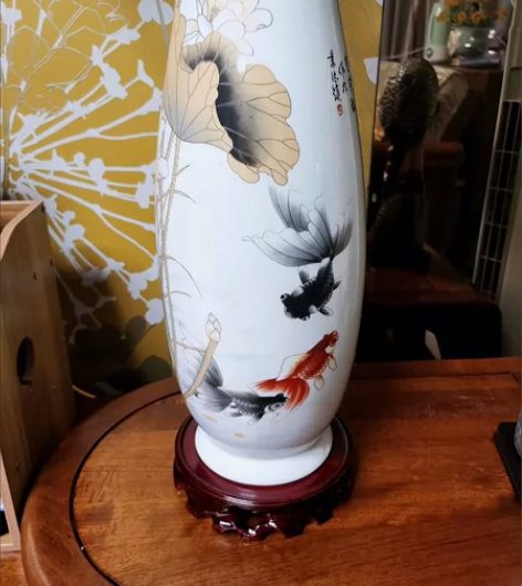 【全新包邮】特价清仓景德镇花瓶陶瓷器摆件薄...