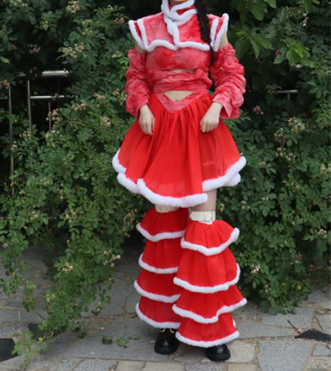 出服装专业毕业设计系列成衣，一共四套 以九...