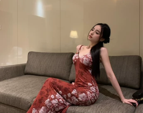 复古印花v领吊带连衣裙女装夏季修身纯欲露背...