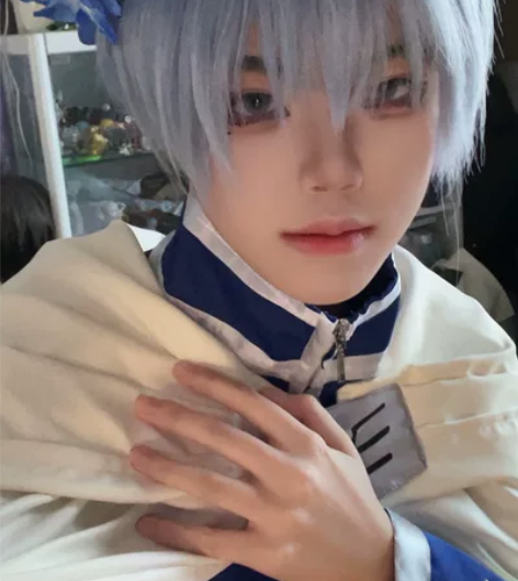 辛美尔cos 衣服?斗篷 ??没有腰带了 ...