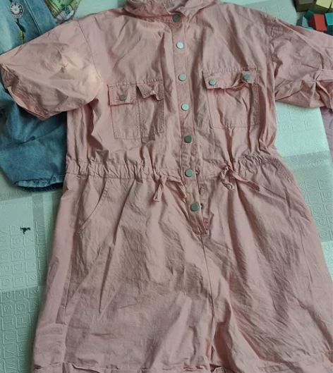 连体裤L码，一百元三件福袋包邮 感兴趣的话...