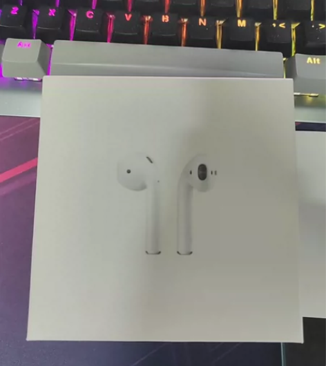 卖一个蓝牙耳机，淘宝买的，商家给我发错了，...