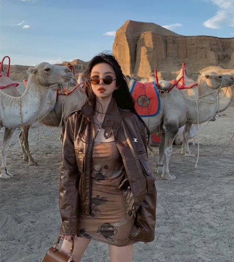 MOSS STUDIO『莫泊桑落日』针织网...