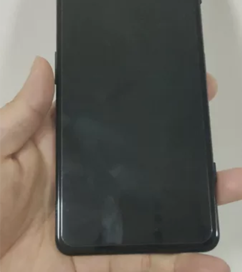 ?黑鲨4，95新以上。95新以上。骁龙87...