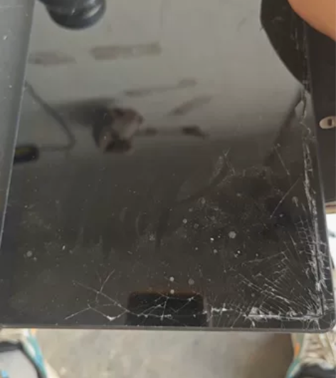 联想小新平板 正常开机屏幕正常显示触摸不动...