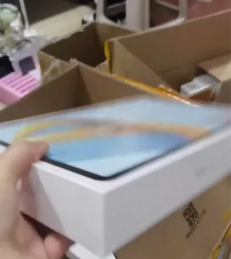 荣耀v8Pro，8+256内存，原封演示机...