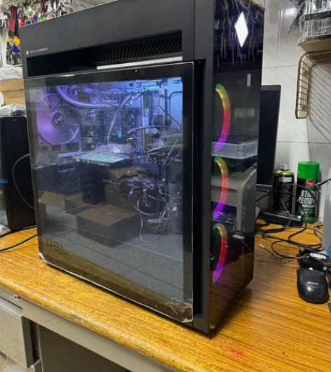 超大超大45升游戏机箱全新惠普 HP 暗影...