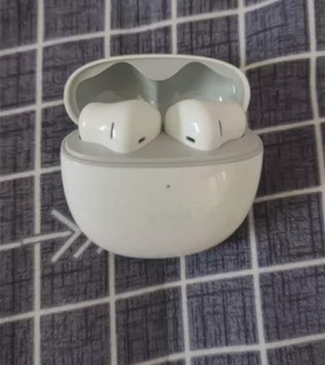 vivo TWS Air 几乎全新，无使用...