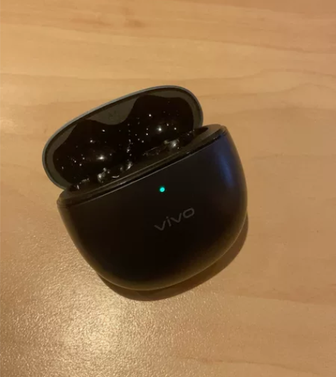vivo TWS Air自用二手 单耳机盒...