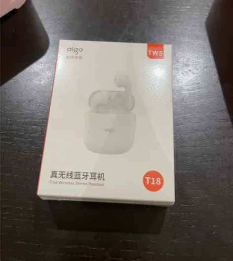 同事送的蓝牙耳机，家里人都有了，闲置 出。...