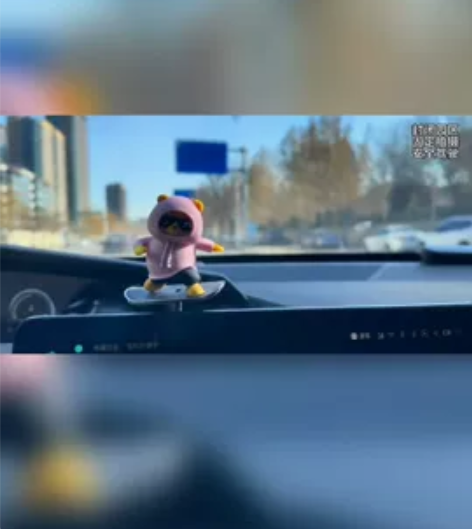 【最后10个】，2024新款车载滑板熊滑动...