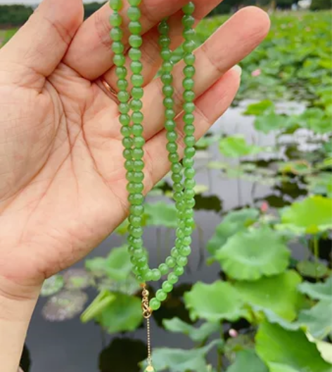 #项链收藏级和田玉乌兰海碧玉标本色苹果绿甜...