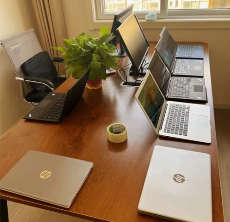 自己开了一年多的公司倒闭。着急处理所有办公...