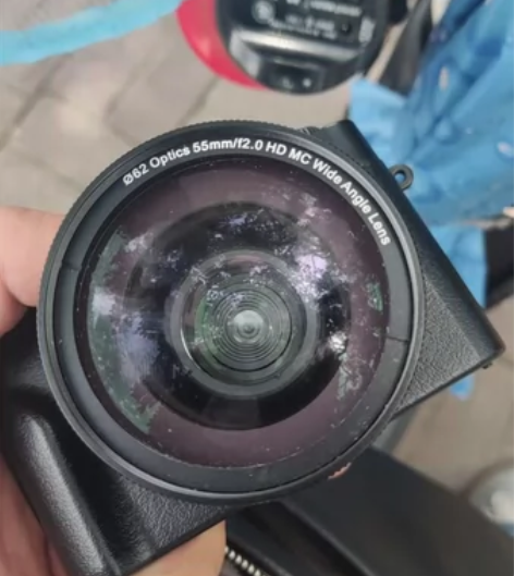 疆友数码相机  型号不知道 感兴趣的话点“...